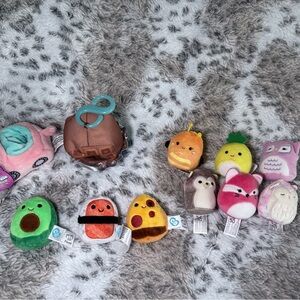 Lot of tiny squish mellows